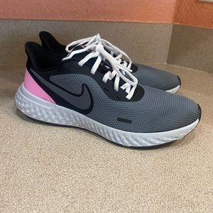 Womens Nike Revolution shoes size 12